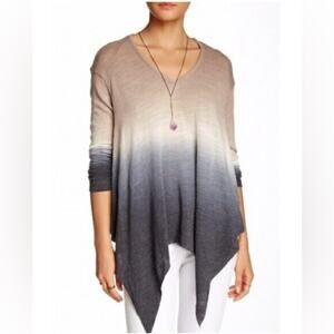 Young fabulous and broke gabby ombré long sleeve v neck asymmetrical tunic top M